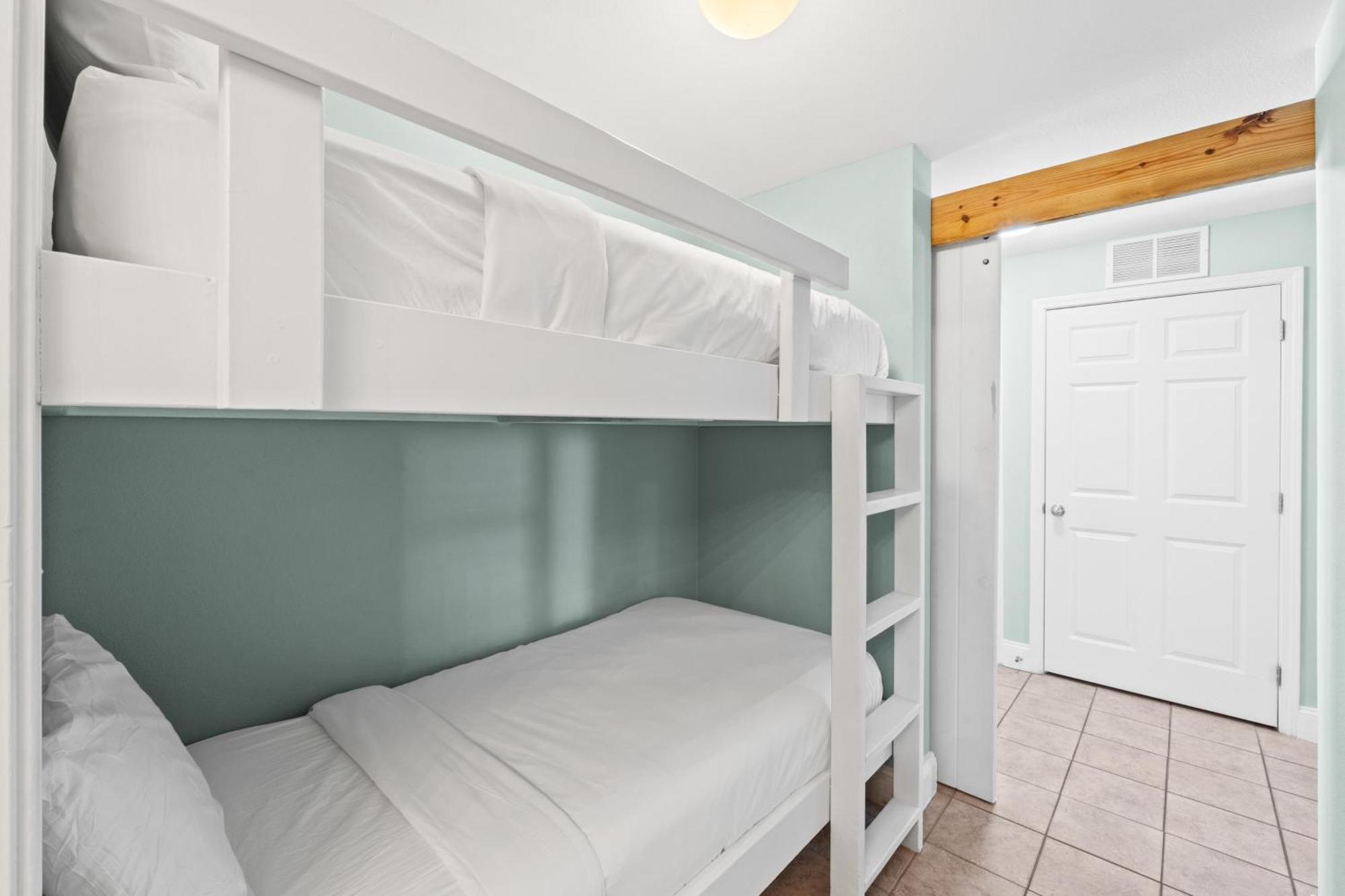 Laketown Wharf Resort #1321 By Book That Condo Panama City Beach Zewnętrze zdjęcie
